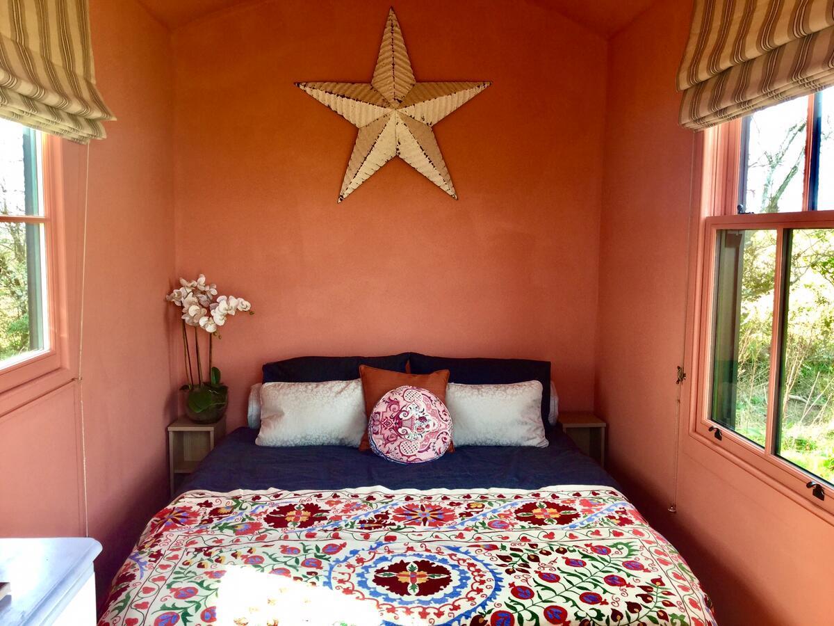 The Oaks Glamping - Pips Cabin Colkirk Εξωτερικό φωτογραφία